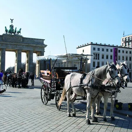 Hotel Carolinenhof 3*